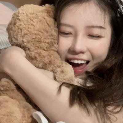 狮子、爱、谎言